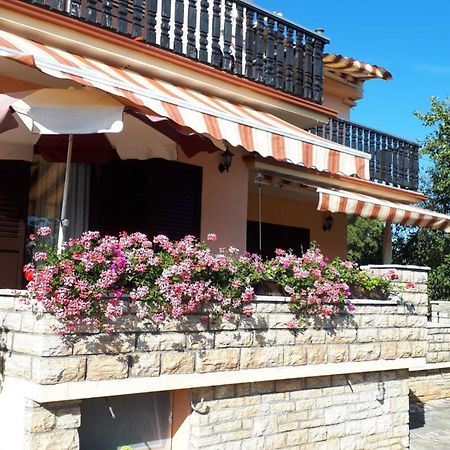 Apartments Santa Barbara Biograd Na Moru Zewnętrze zdjęcie