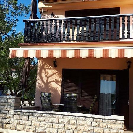 Apartments Santa Barbara Biograd Na Moru Zewnętrze zdjęcie