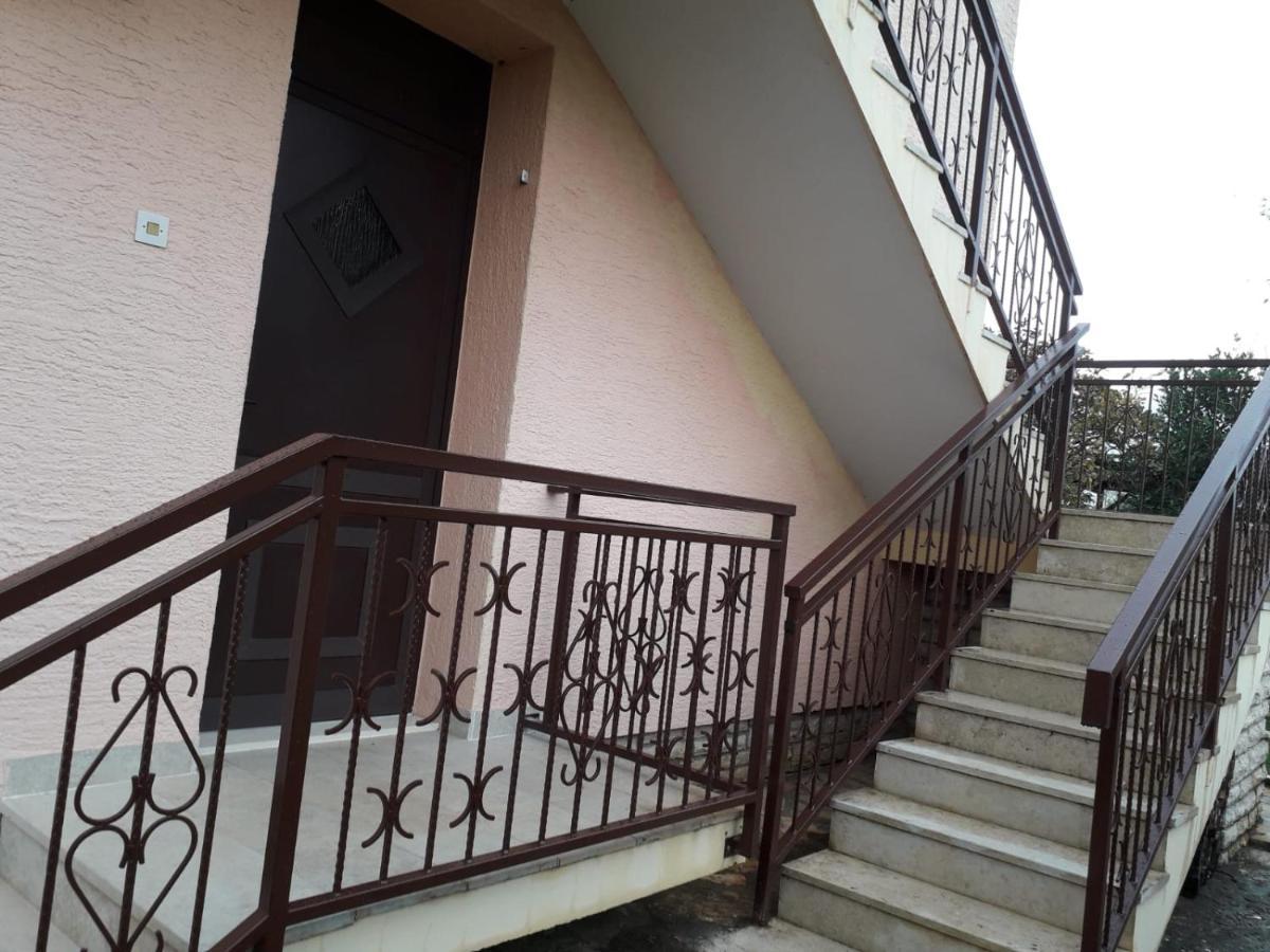 Apartments Santa Barbara Biograd Na Moru Zewnętrze zdjęcie