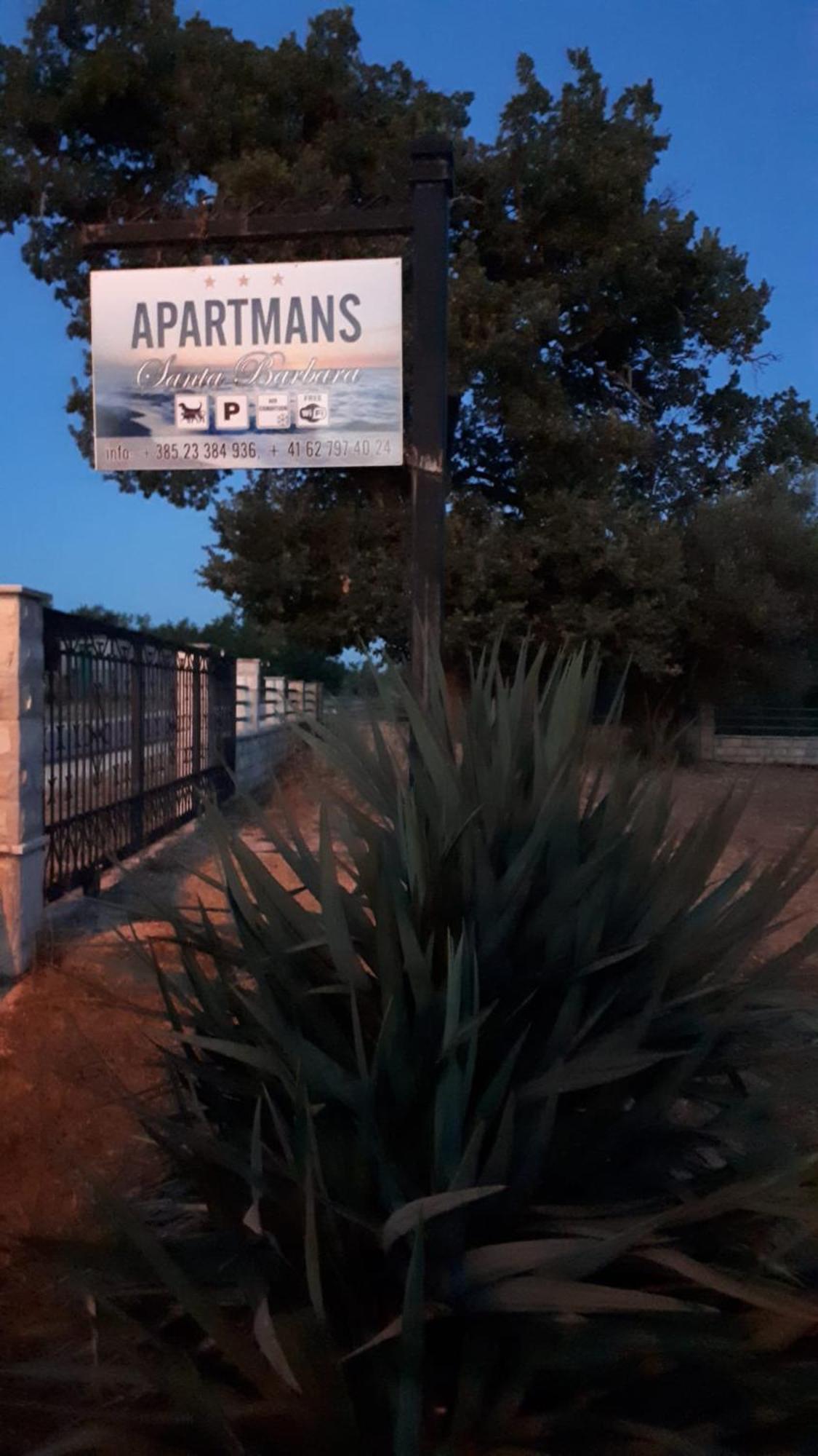 Apartments Santa Barbara Biograd Na Moru Zewnętrze zdjęcie