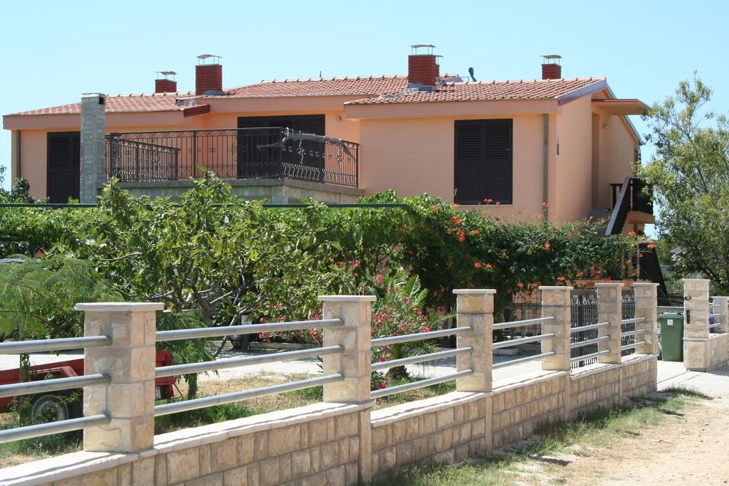Apartments Santa Barbara Biograd Na Moru Zewnętrze zdjęcie