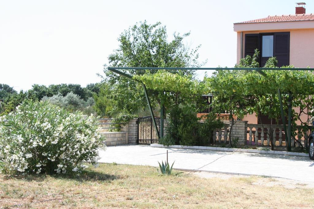 Apartments Santa Barbara Biograd Na Moru Zewnętrze zdjęcie