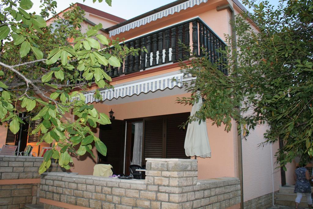 Apartments Santa Barbara Biograd Na Moru Zewnętrze zdjęcie