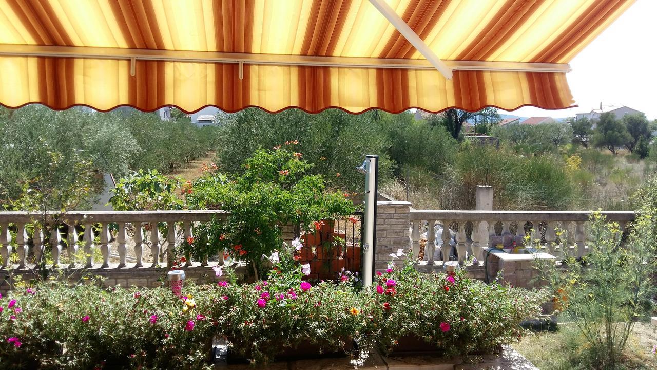 Apartments Santa Barbara Biograd Na Moru Zewnętrze zdjęcie